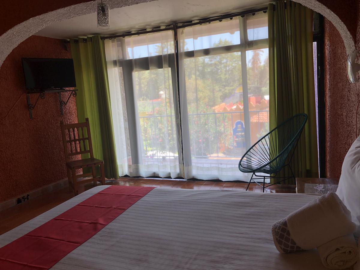 Mi Hotel เตกิซเกียปัน ภายนอก รูปภาพ
